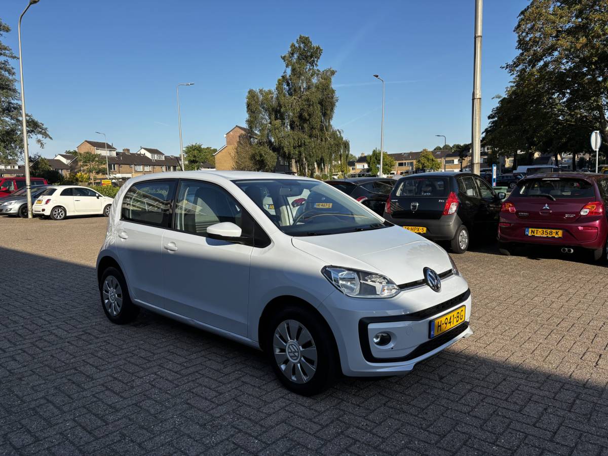 Volkswagen up! Volkswagen Up! 1.0 BMT high up! Automaat Airco