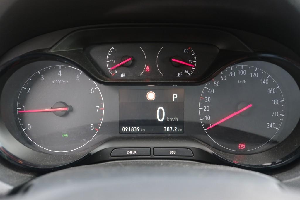 Opel Grandland X Opel Grandland X 1.2 Turbo 130pk Aut. 120 Jaar Edition | Navi | App Connect | Climate | Cruise | PDC | Trekhaak