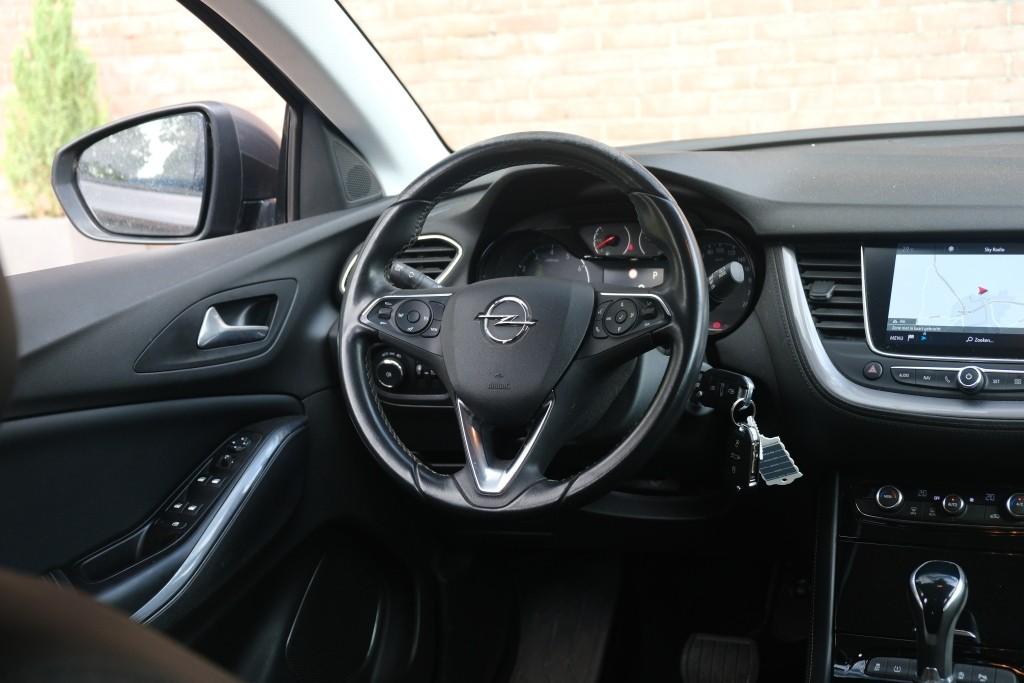 Opel Grandland X Opel Grandland X 1.2 Turbo 130pk Aut. 120 Jaar Edition | Navi | App Connect | Climate | Cruise | PDC | Trekhaak