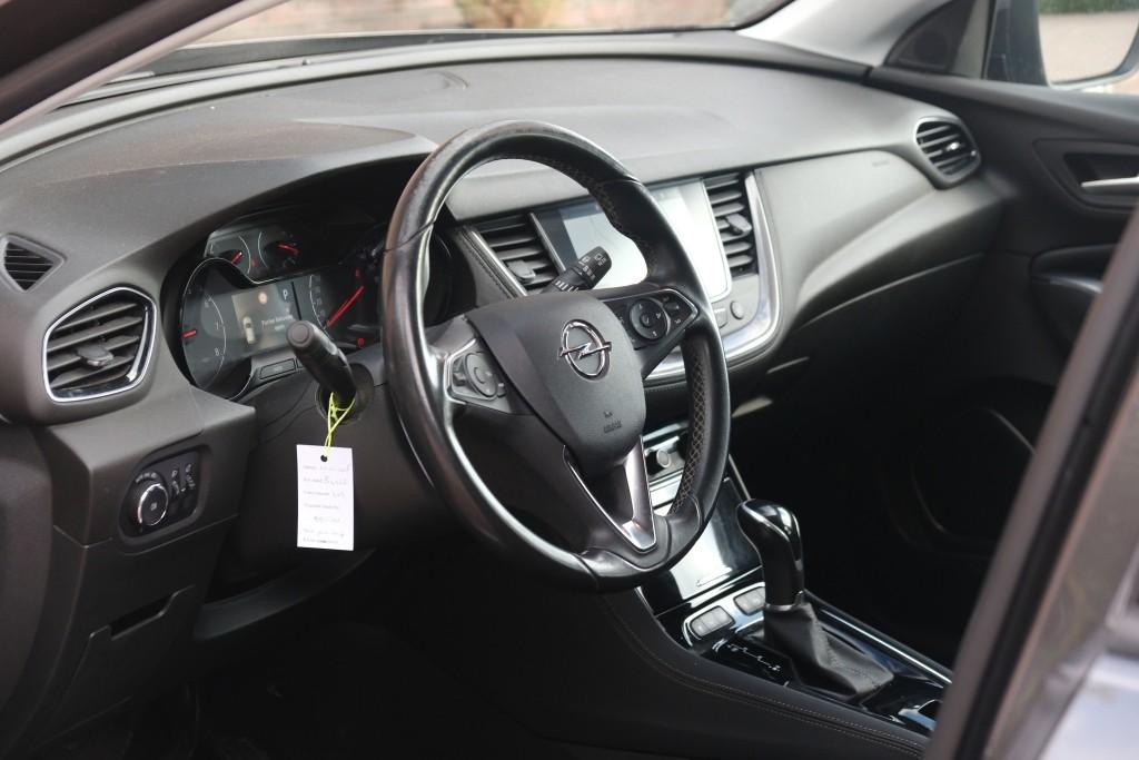 Opel Grandland X Opel Grandland X 1.2 Turbo 130pk Aut. 120 Jaar Edition | Navi | App Connect | Climate | Cruise | PDC | Trekhaak