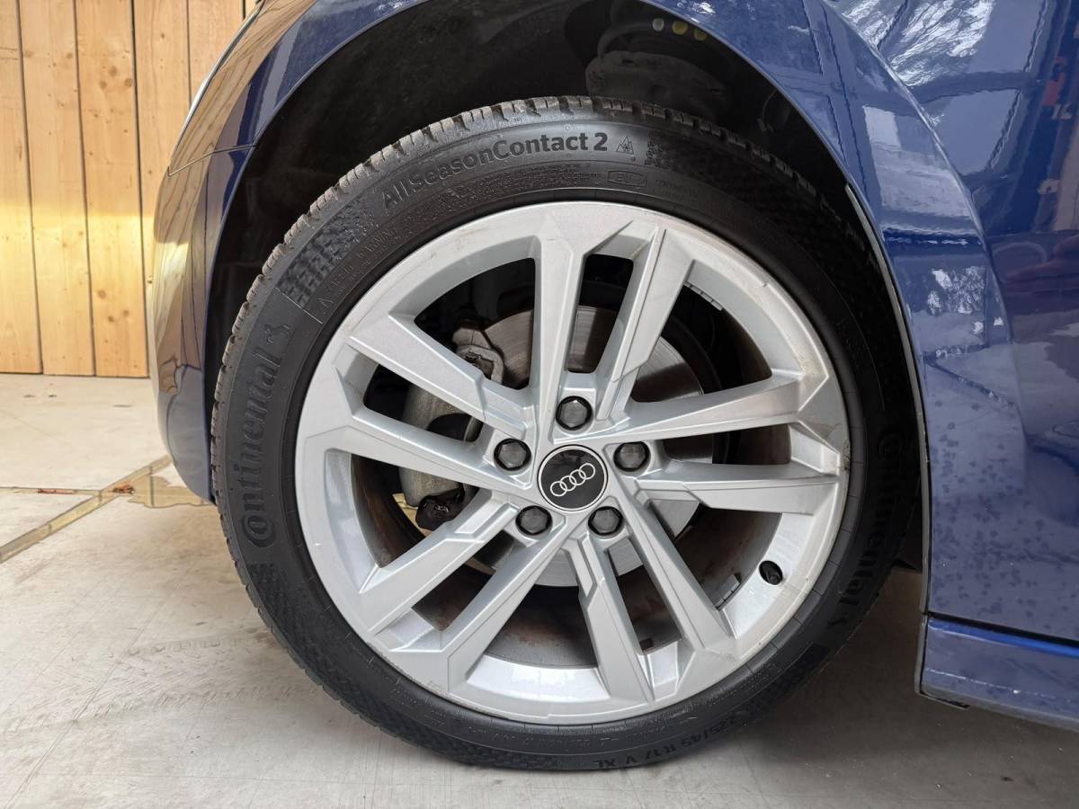 Audi A3 Audi A3 Sportback 30 TFSI Advanced edition Automaat | Sportstoelen | LED verlichting | Climate & cruise control | Apple CarPlay/Android Auto | Navigatiesysteem | DAB ontvangst | Parkeersensoren achter