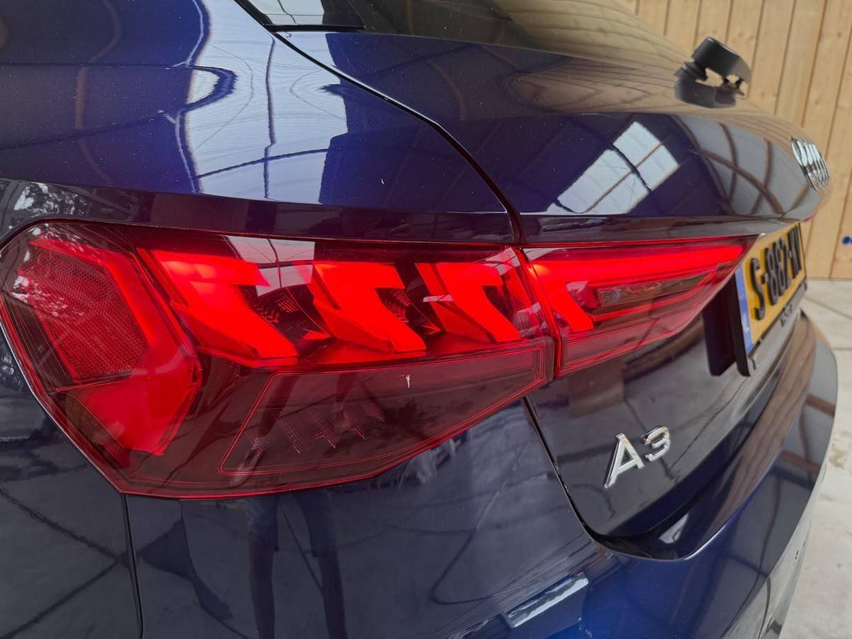 Audi A3 Audi A3 Sportback 30 TFSI Advanced edition Automaat | Sportstoelen | LED verlichting | Climate & cruise control | Apple CarPlay/Android Auto | Navigatiesysteem | DAB ontvangst | Parkeersensoren achter