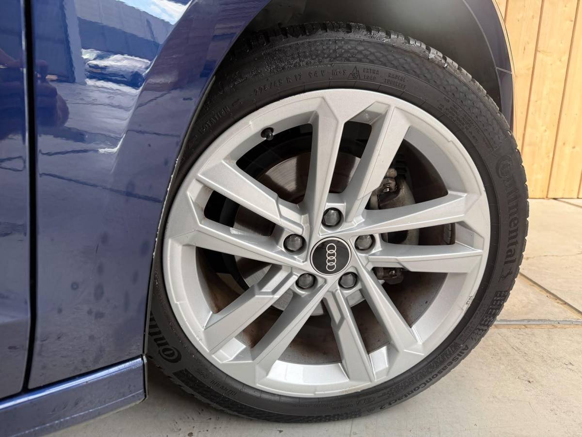 Audi A3 Audi A3 Sportback 30 TFSI Advanced edition Automaat | Sportstoelen | LED verlichting | Climate & cruise control | Apple CarPlay/Android Auto | Navigatiesysteem | DAB ontvangst | Parkeersensoren achter