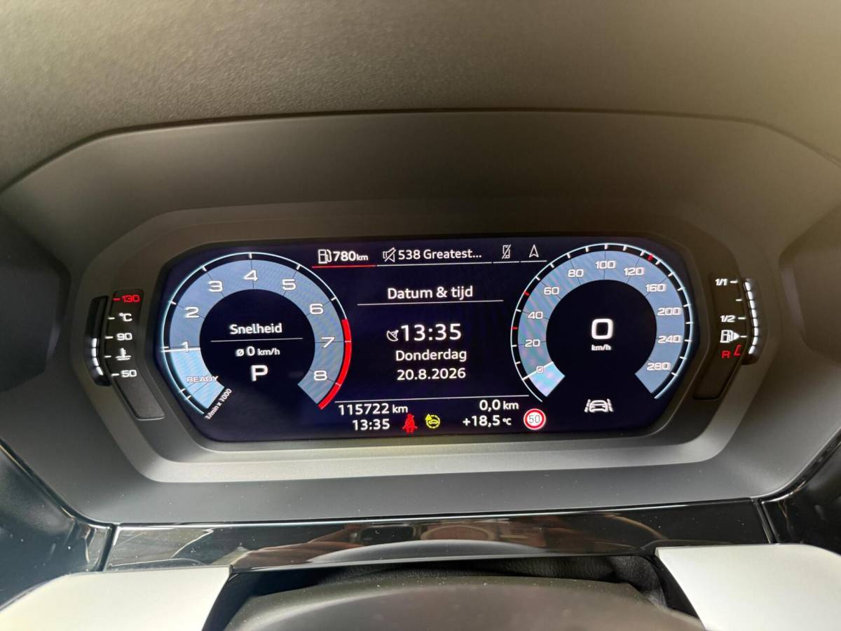 Audi A3 Audi A3 Sportback 30 TFSI Advanced edition Automaat | Sportstoelen | LED verlichting | Climate & cruise control | Apple CarPlay/Android Auto | Navigatiesysteem | DAB ontvangst | Parkeersensoren achter
