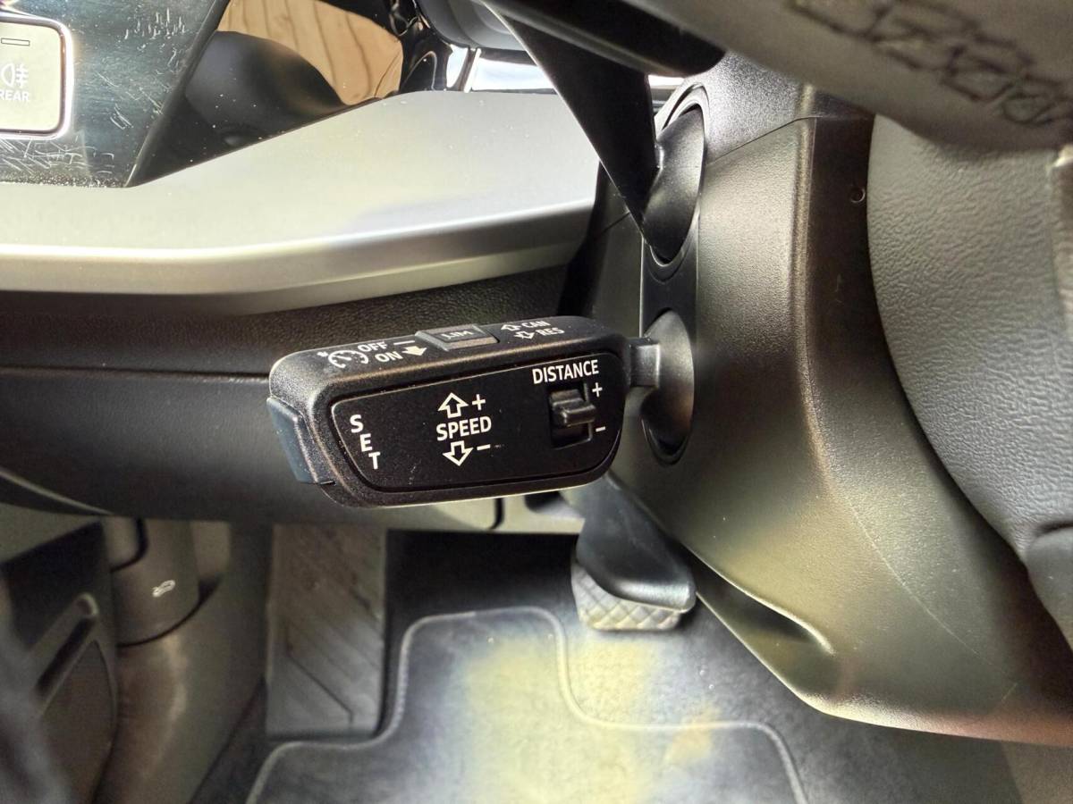 Audi A3 Audi A3 Sportback 30 TFSI Advanced edition Automaat | Sportstoelen | LED verlichting | Climate & cruise control | Apple CarPlay/Android Auto | Navigatiesysteem | DAB ontvangst | Parkeersensoren achter