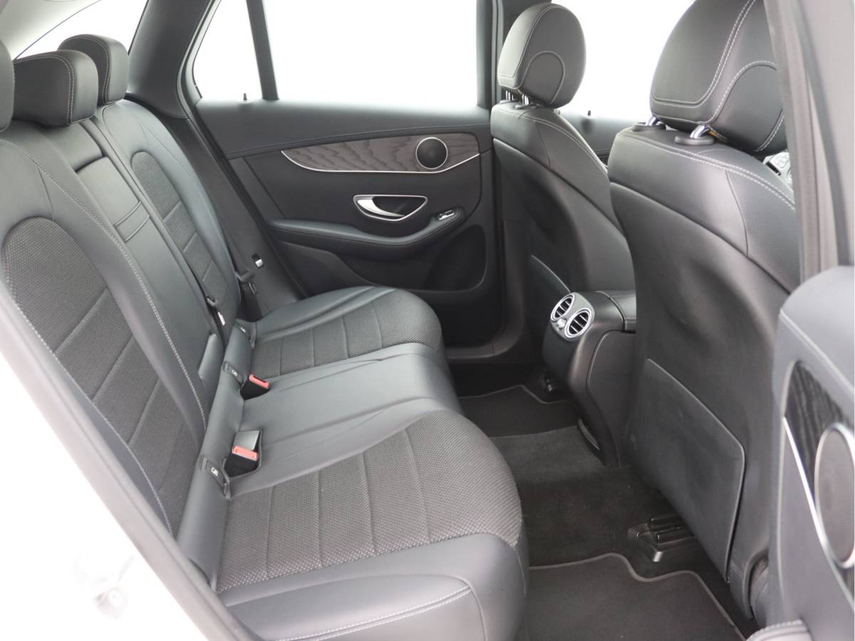 Mercedes-Benz GLC Mercedes-Benz GLC-klasse 250 4MATIC Premium 360° Camera, Trekhaak, Carplay