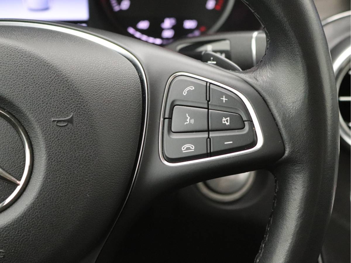 Mercedes-Benz GLC Mercedes-Benz GLC-klasse 250 4MATIC Premium 360° Camera, Trekhaak, Carplay