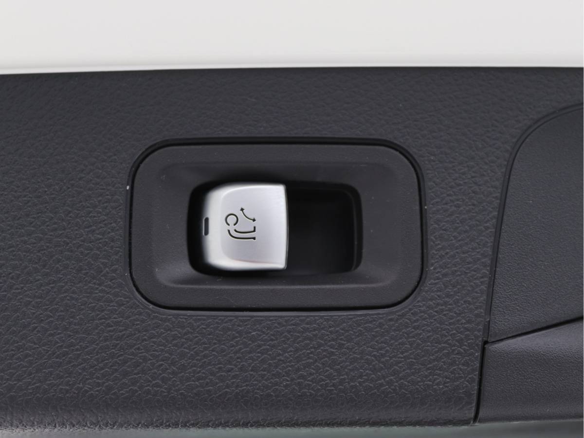 Mercedes-Benz GLC Mercedes-Benz GLC-klasse 250 4MATIC Premium 360° Camera, Trekhaak, Carplay