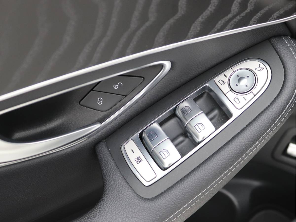 Mercedes-Benz GLC Mercedes-Benz GLC-klasse 250 4MATIC Premium 360° Camera, Trekhaak, Carplay