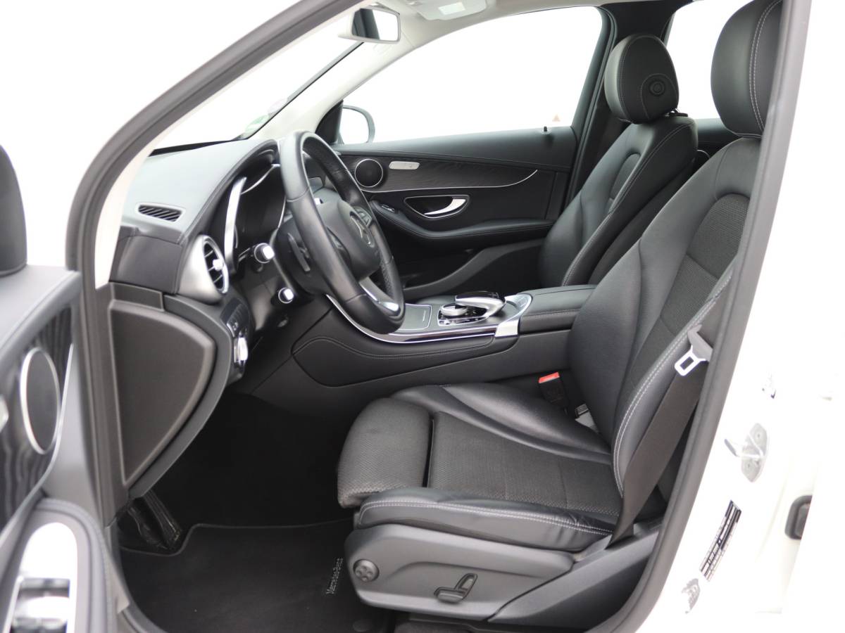 Mercedes-Benz GLC Mercedes-Benz GLC-klasse 250 4MATIC Premium 360° Camera, Trekhaak, Carplay
