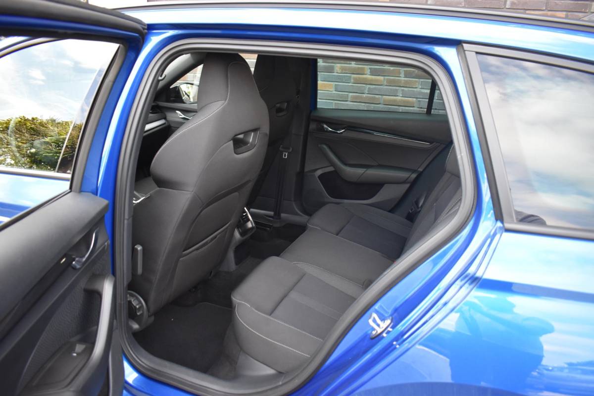 Škoda Octavia Skoda Octavia Combi 1.0 e-TSI Sport Business