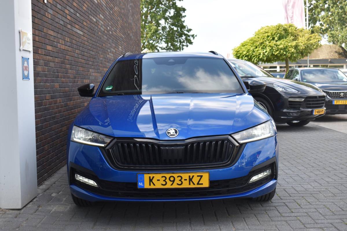Škoda Octavia Skoda Octavia Combi 1.0 e-TSI Sport Business