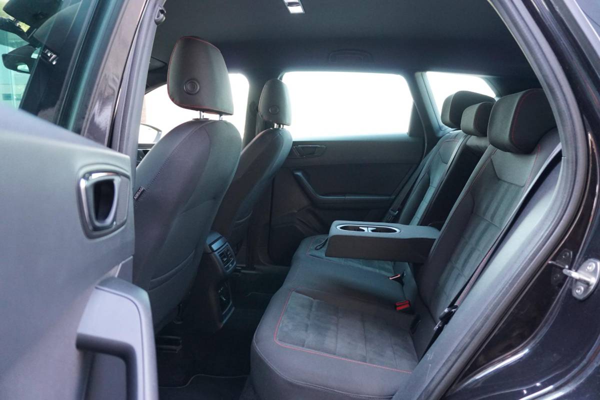 SEAT Ateca SEAT Ateca 1.5 TSI FR Business Intense + CAMERA / ALCANTARA / ELEK. KOFFERKLEP / ACC