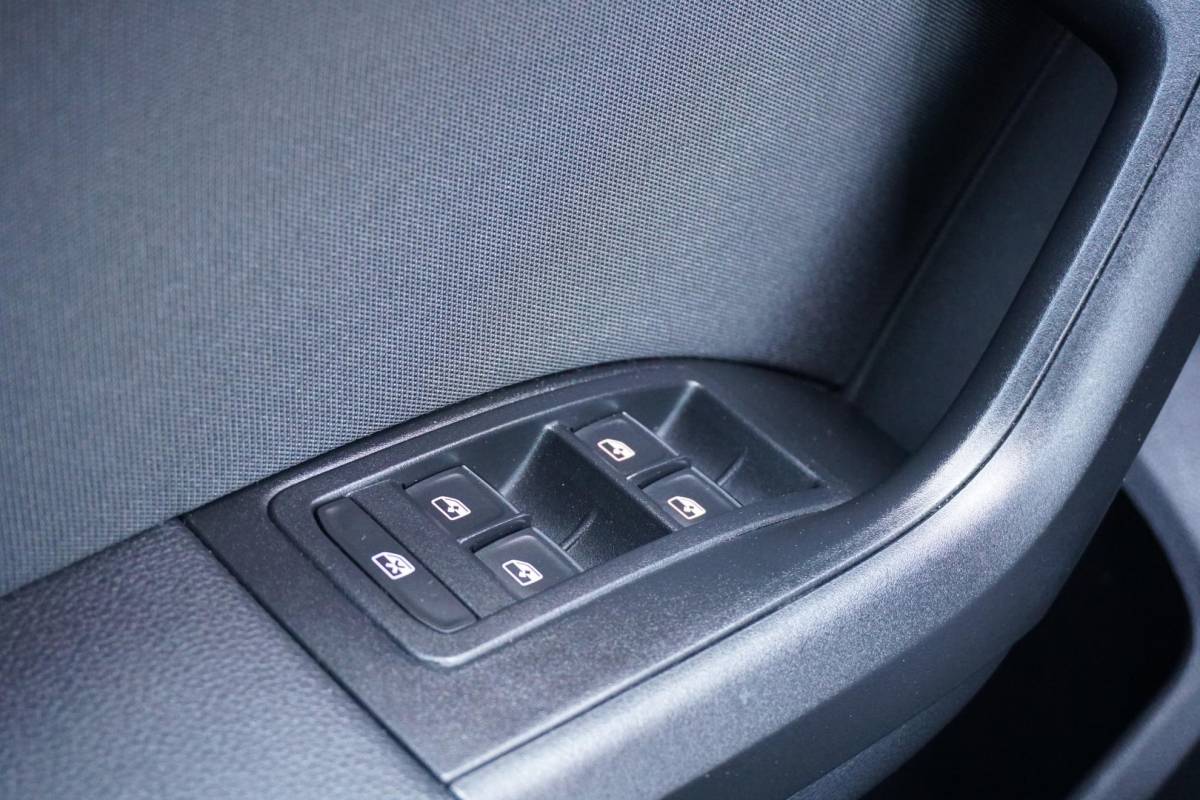 SEAT Ateca SEAT Ateca 1.5 TSI FR Business Intense + CAMERA / ALCANTARA / ELEK. KOFFERKLEP / ACC