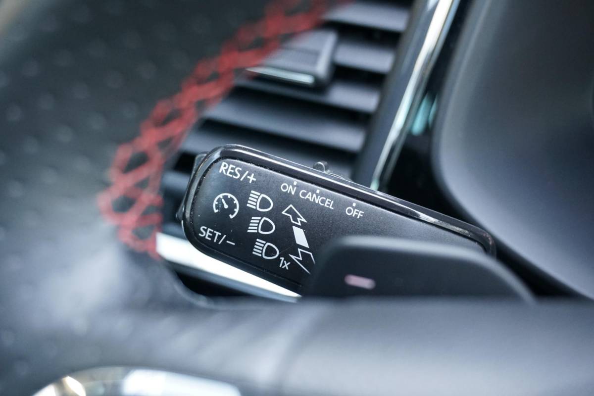 SEAT Ateca SEAT Ateca 1.5 TSI FR Business Intense + CAMERA / ALCANTARA / ELEK. KOFFERKLEP / ACC