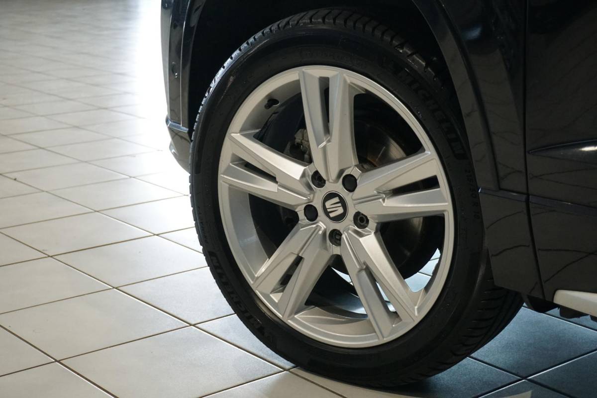 SEAT Ateca SEAT Ateca 1.5 TSI FR Business Intense + CAMERA / ALCANTARA / ELEK. KOFFERKLEP / ACC