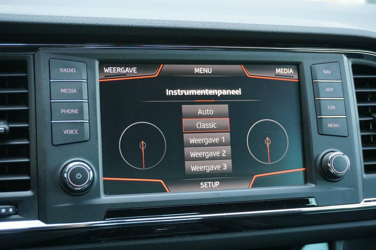SEAT Ateca SEAT Ateca 1.5 TSI FR Business Intense + CAMERA / ALCANTARA / ELEK. KOFFERKLEP / ACC