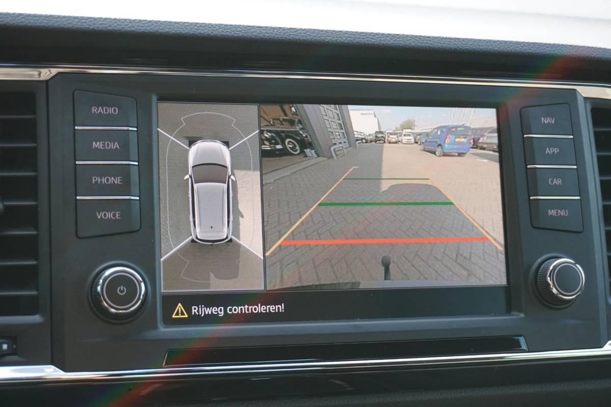 SEAT Ateca SEAT Ateca 1.5 TSI FR Business Intense + CAMERA / ALCANTARA / ELEK. KOFFERKLEP / ACC