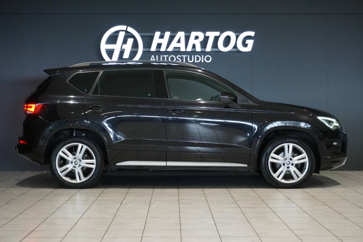 SEAT Ateca SEAT Ateca 1.5 TSI FR Business Intense + CAMERA / ALCANTARA / ELEK. KOFFERKLEP / ACC
