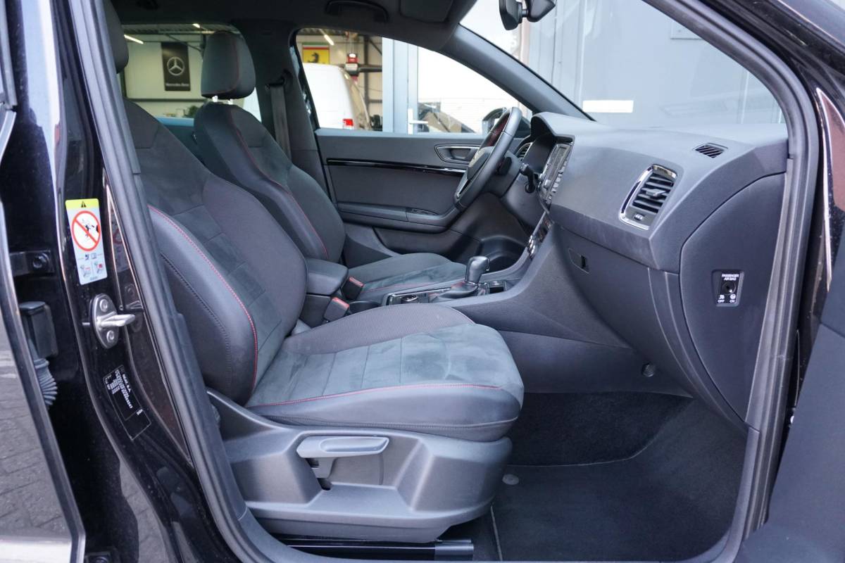 SEAT Ateca SEAT Ateca 1.5 TSI FR Business Intense + CAMERA / ALCANTARA / ELEK. KOFFERKLEP / ACC