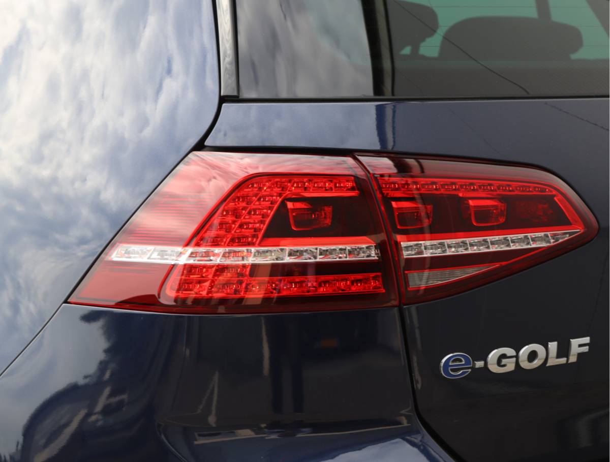 Volkswagen e-Golf Volkswagen e-Golf | SOH 83,4% | Leder | Camera | Keyless | Org. NL