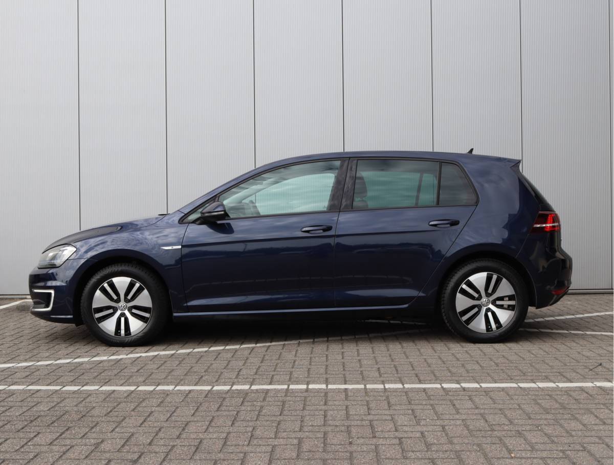 Volkswagen e-Golf Volkswagen e-Golf | SOH 83,4% | Leder | Camera | Keyless | Org. NL
