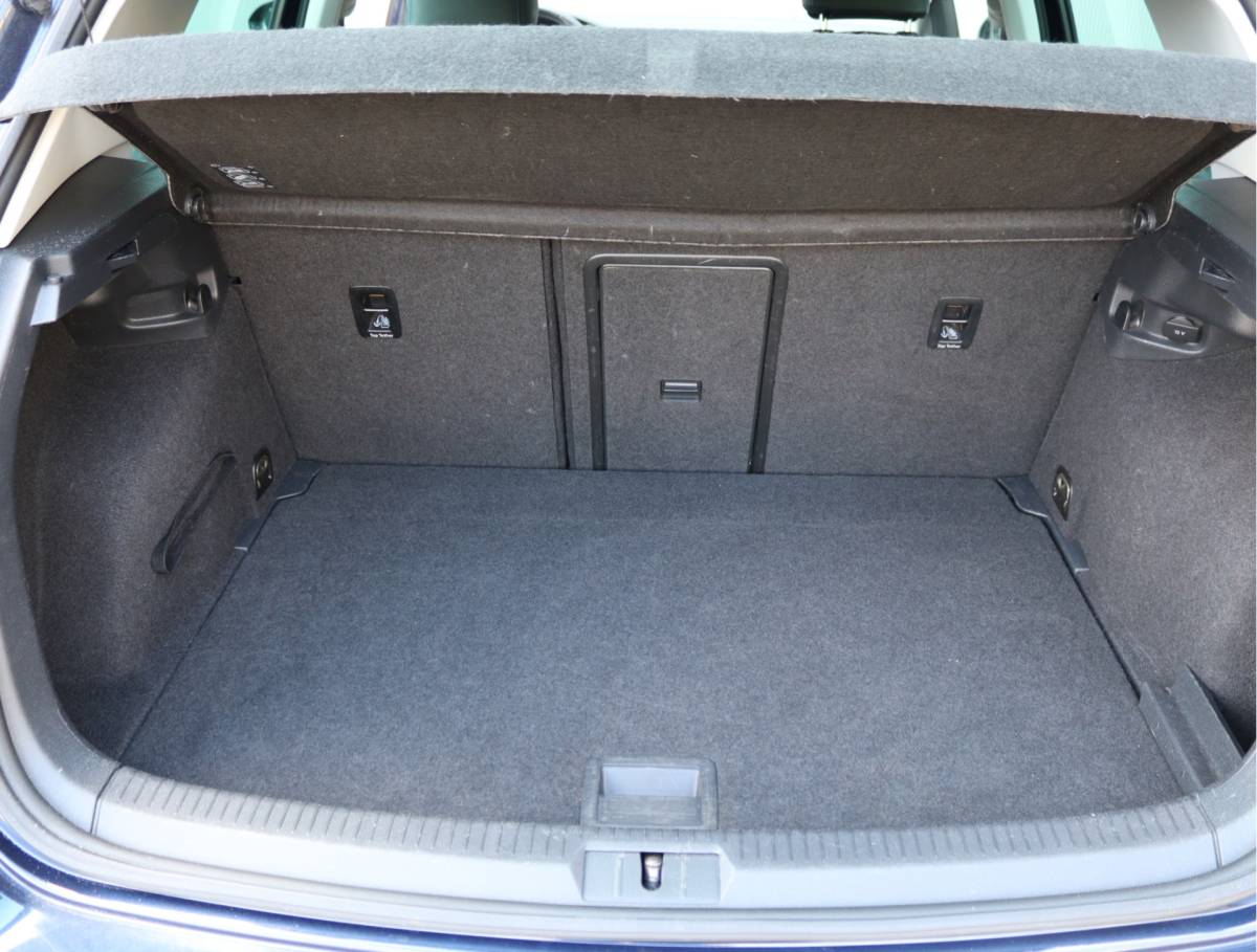 Volkswagen e-Golf Volkswagen e-Golf | SOH 83,4% | Leder | Camera | Keyless | Org. NL
