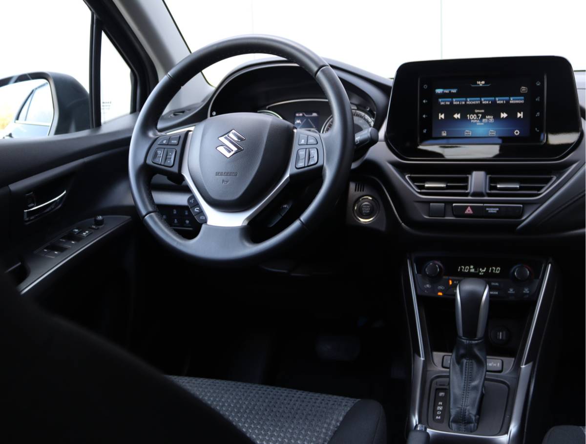 Suzuki S-Cross Suzuki S-Cross 1.4 Boosterjet Select Smart Hybrid | Trekhaak | Stoelverwarming