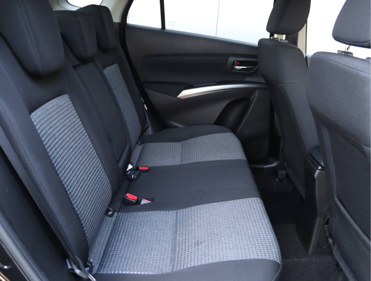 Suzuki S-Cross Suzuki S-Cross 1.4 Boosterjet Select Smart Hybrid | Trekhaak | Stoelverwarming