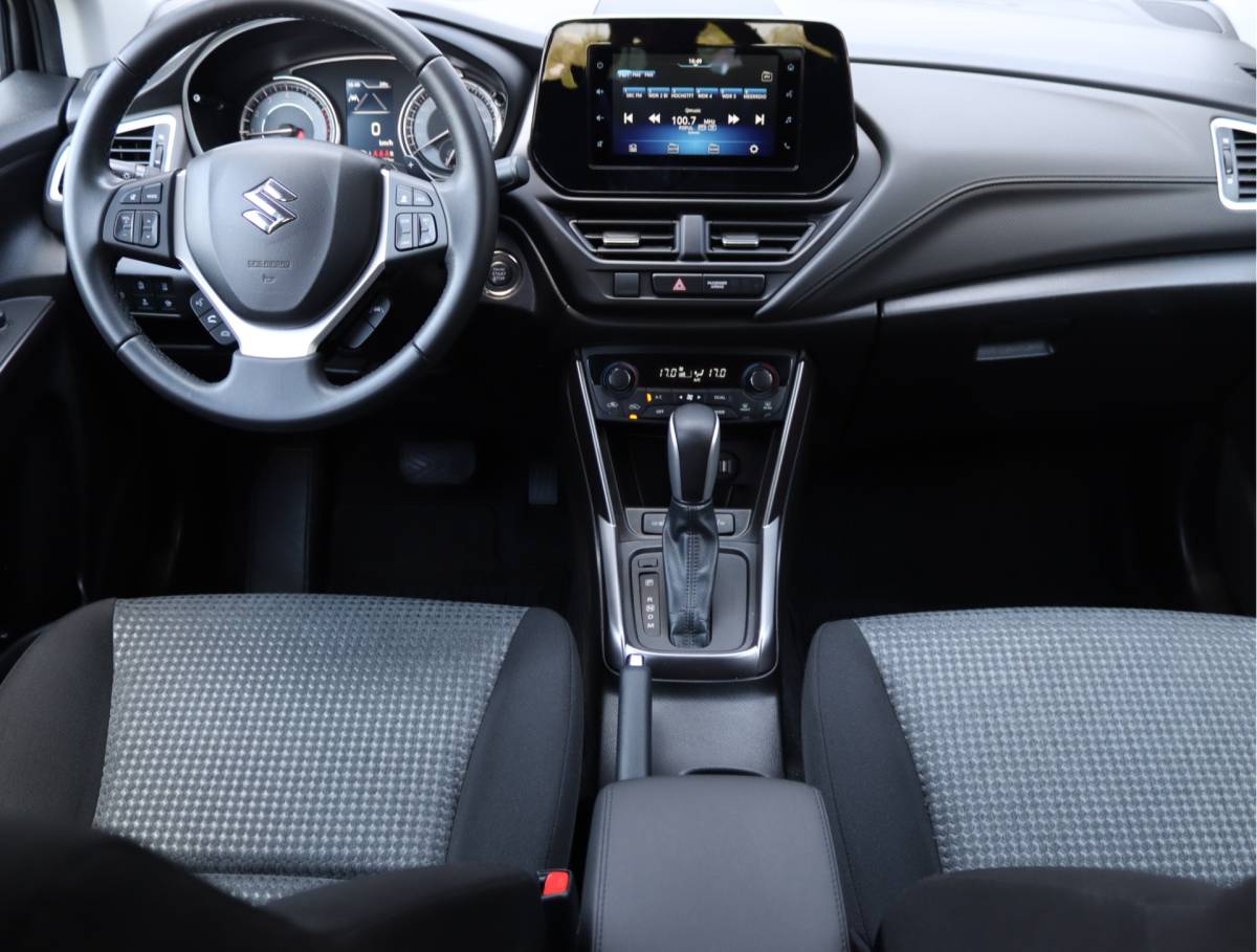 Suzuki S-Cross Suzuki S-Cross 1.4 Boosterjet Select Smart Hybrid | Trekhaak | Stoelverwarming