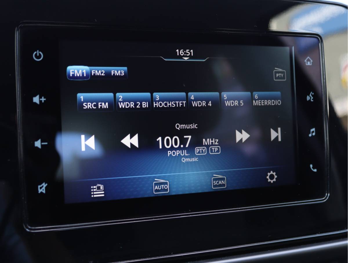 Suzuki S-Cross Suzuki S-Cross 1.4 Boosterjet Select Smart Hybrid | Trekhaak | Stoelverwarming
