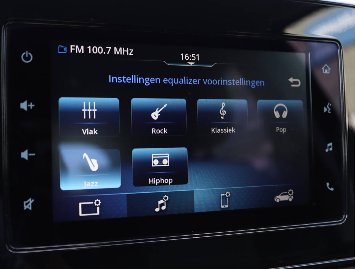 Suzuki S-Cross Suzuki S-Cross 1.4 Boosterjet Select Smart Hybrid | Trekhaak | Stoelverwarming