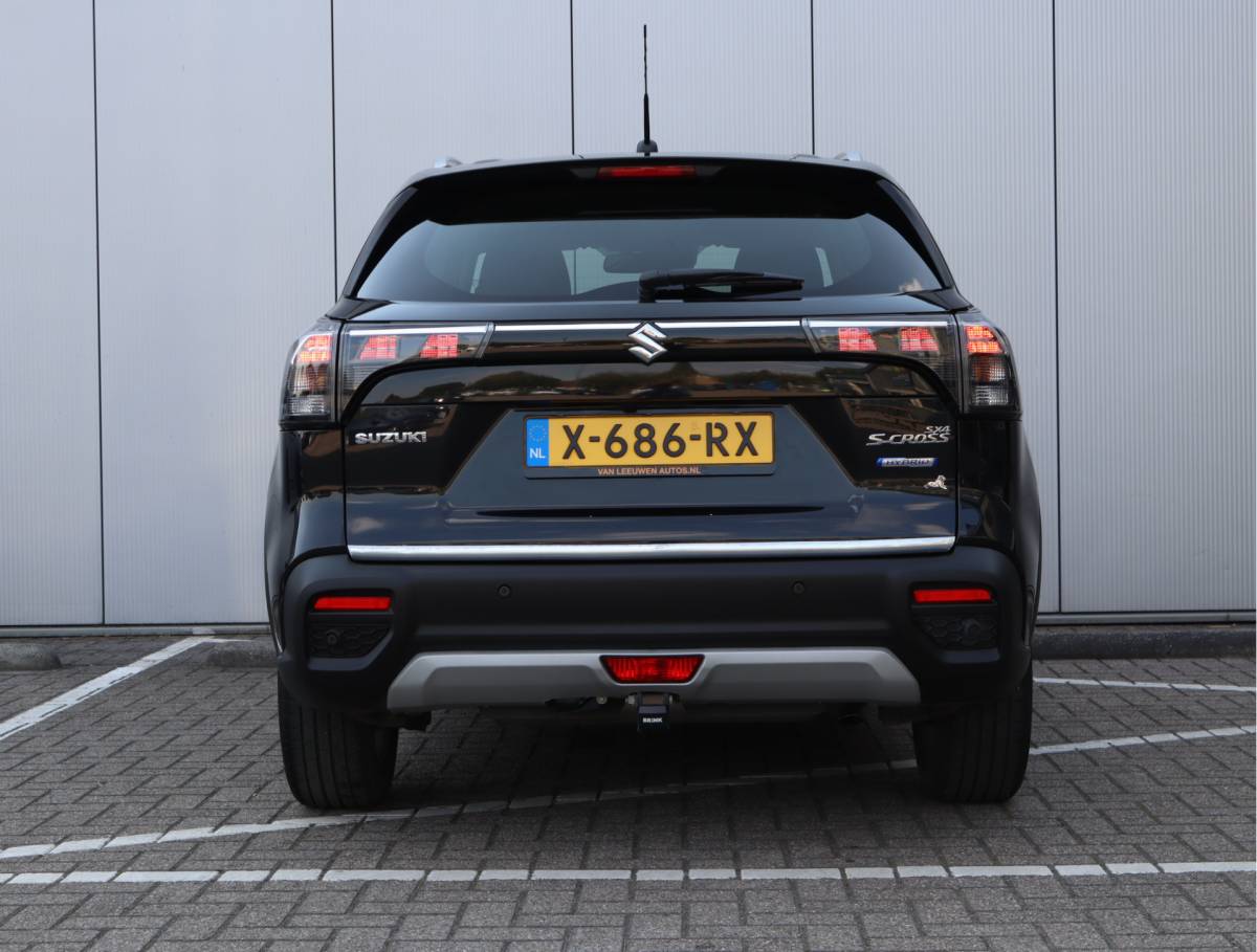Suzuki S-Cross Suzuki S-Cross 1.4 Boosterjet Select Smart Hybrid | Trekhaak | Stoelverwarming