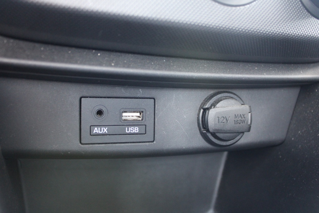 Hyundai i10 Hyundai i10 1.0i Comfort Navi/Cruise/Pdc/Bluet/Carplay “RIJKLAAR”