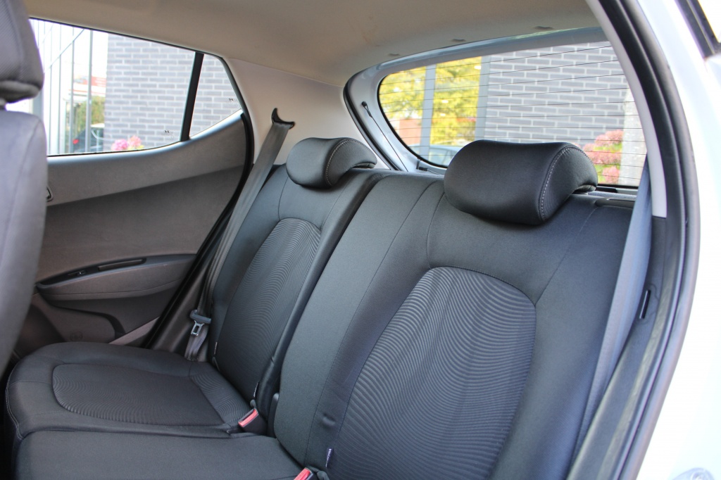 Hyundai i10 Hyundai i10 1.0i Comfort Navi/Cruise/Pdc/Bluet/Carplay “RIJKLAAR”