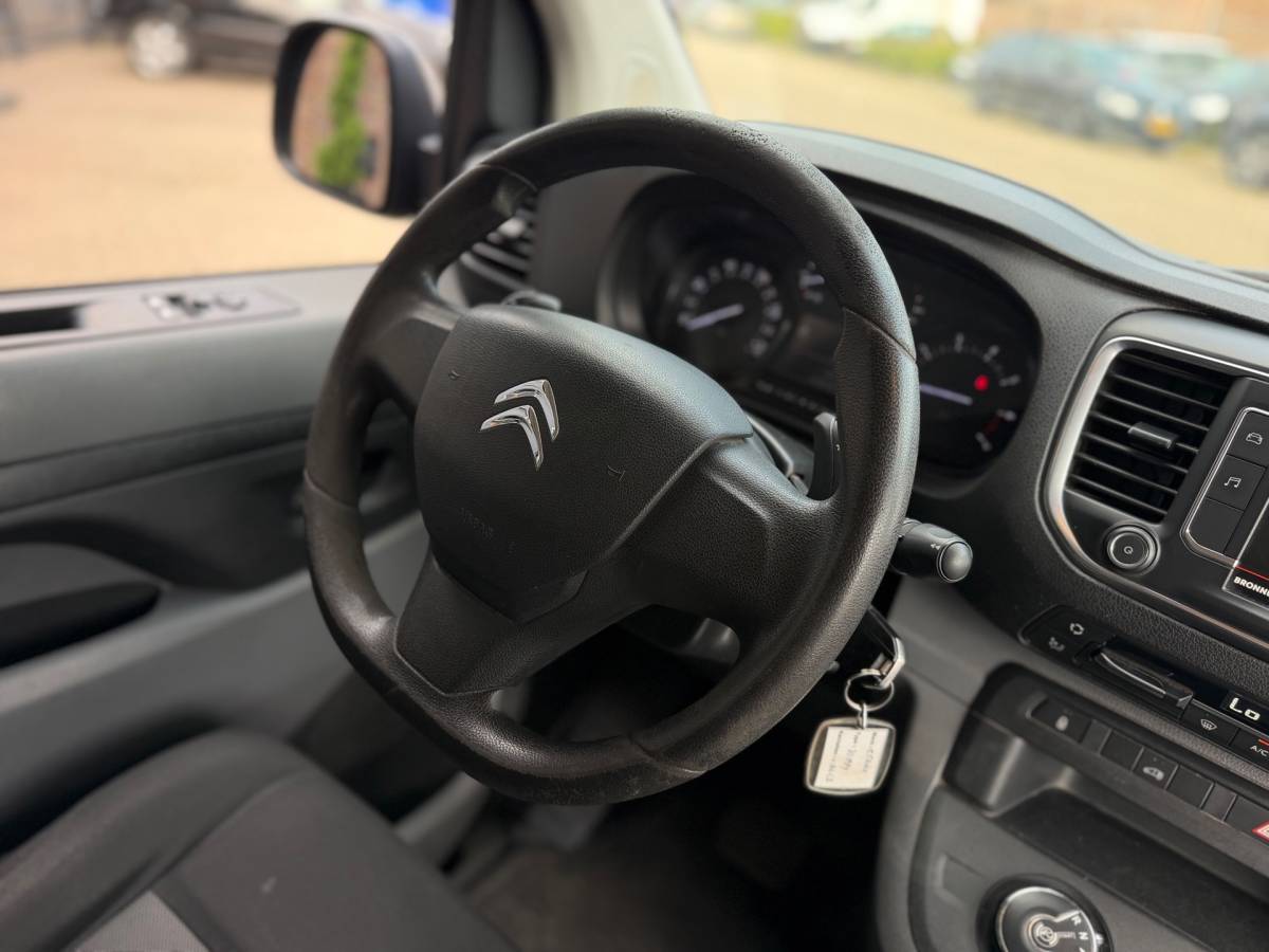 Citroën Jumpy Citroen Jumpy 1.6 BlueHDI 95 Comfort M S&S Automaat Dubbele Schuifdeuren Airco Cruise Navi CarPlay Elk.Ramen Trekhaak.