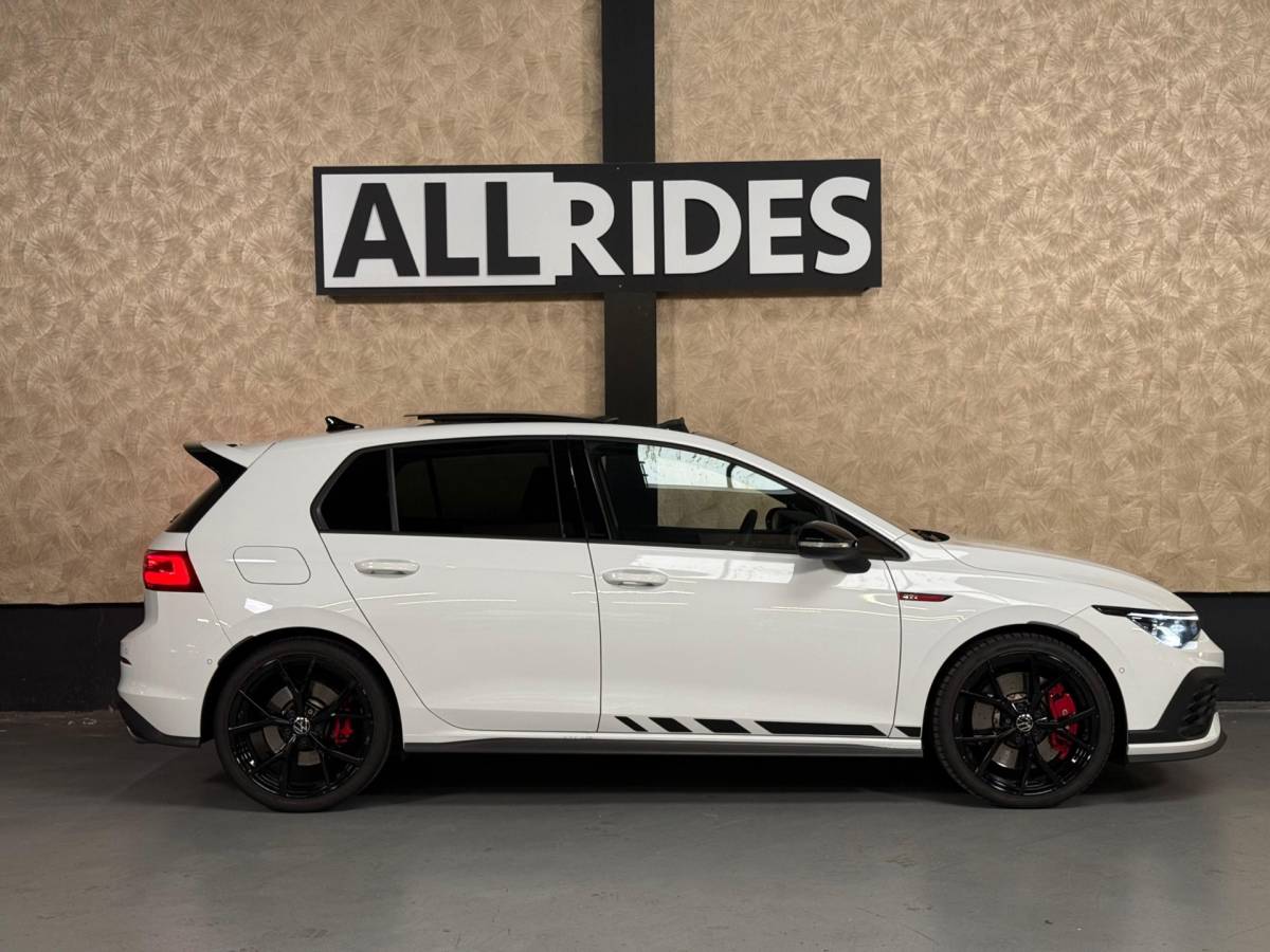 Volkswagen Golf Volkswagen GOLF 2.0 TSI GTI CLUBSPORT | Pano | Stoel/Stuurverwarming | IQ Light | Camera | Harman Kardon