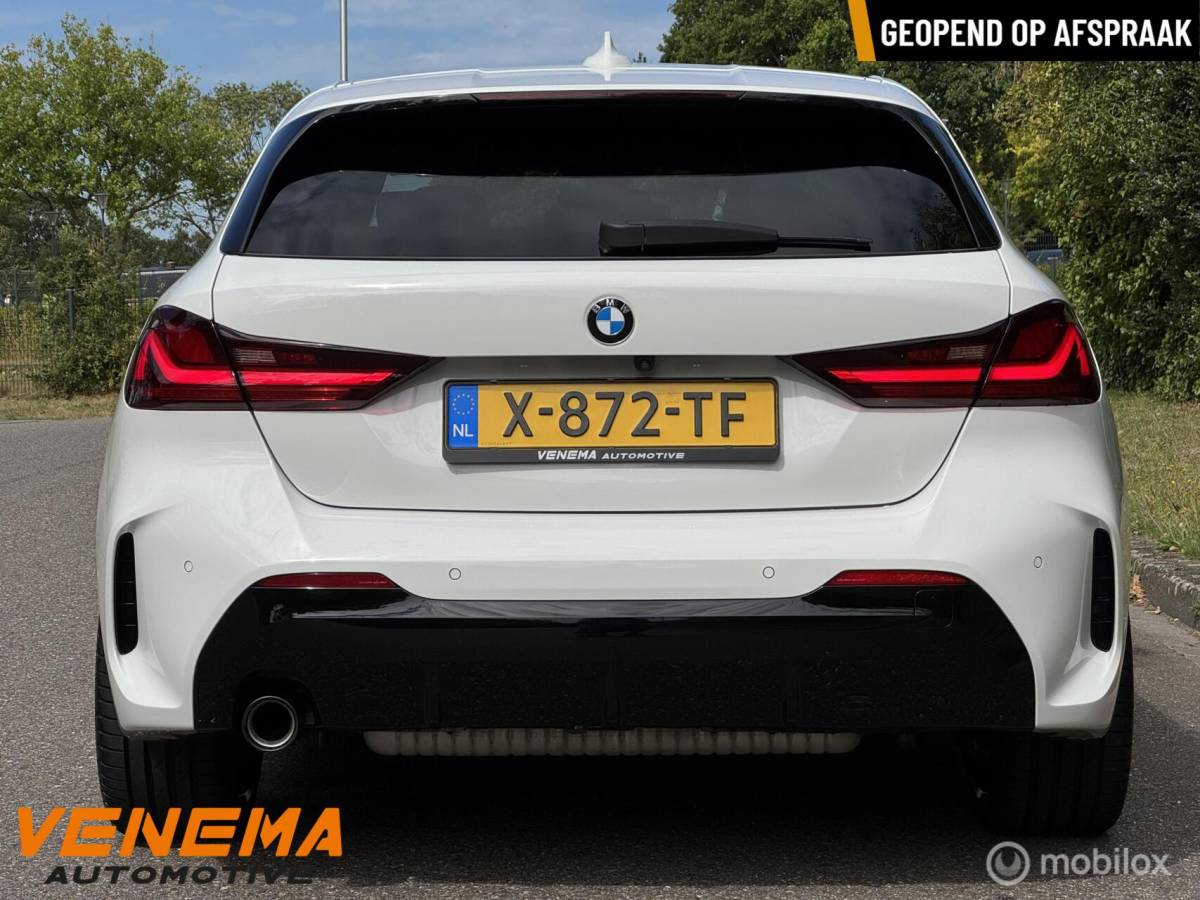 BMW 1 Serie BMW 118i M Sport Executive Pro 19″ M-Perf | Autom | Head-Up