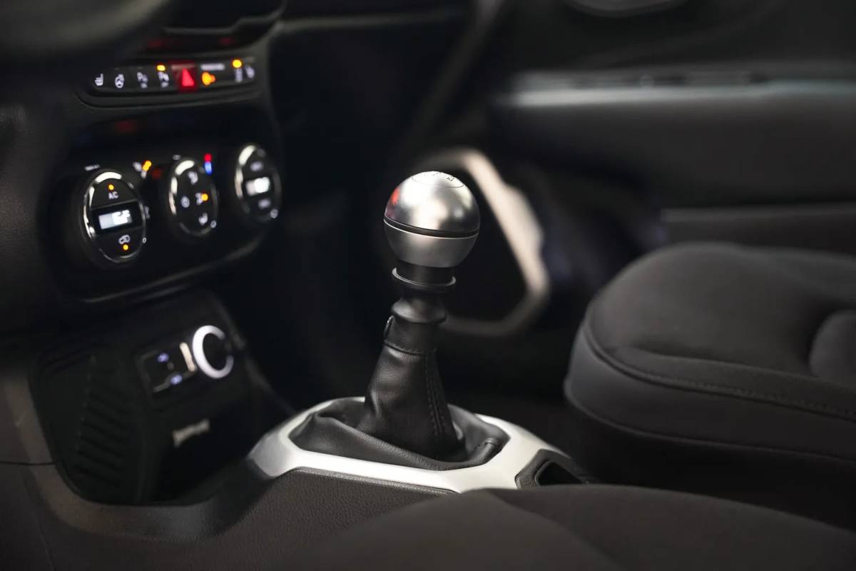 Jeep Renegade Jeep Renegade 1.4 MultiAir Limited [ Camera Stoel-Stuur Verwarming Clima ]
