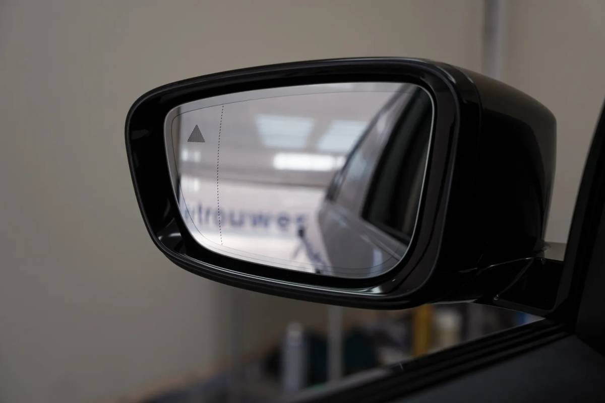 BMW 5 Serie BMW 5-serie 530i xDrive High Executive Aut. [ Leder 360°-camera Schuif/Kanteldak ]