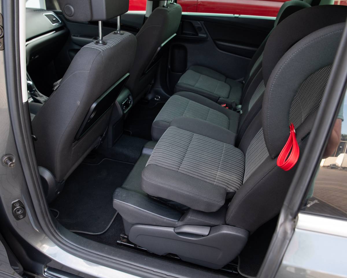 SEAT Alhambra SEAT Alhambra 1.4 TSI Style DSG PANODAK, GEINTERGREERDE KINDERZITJES, ELEK. TREKHAAK