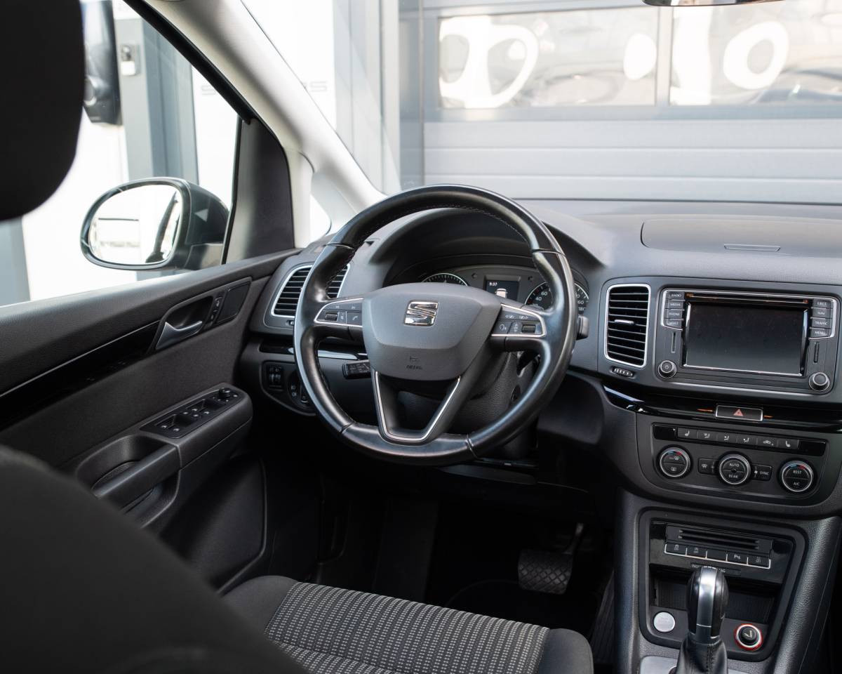 SEAT Alhambra SEAT Alhambra 1.4 TSI Style DSG PANODAK, GEINTERGREERDE KINDERZITJES, ELEK. TREKHAAK