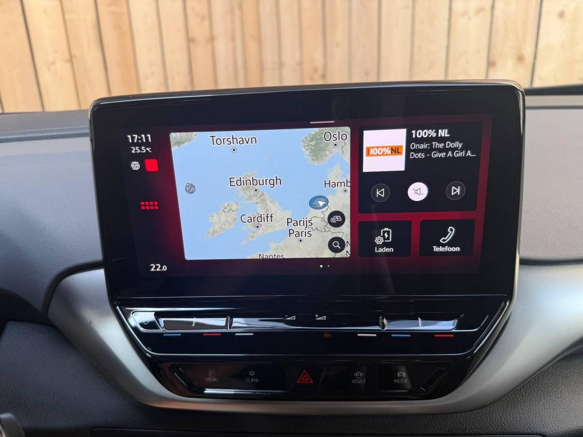 Volkswagen ID.4 Volkswagen ID.4 Pro 77 kWh Apple CarPlay/Android Auto | Climate control |  Cruise control adaptief | DAB ontvangst | LED verlichting | Navigatiesysteem | Sfeerverlichting | Trekhaak uitklapbaar