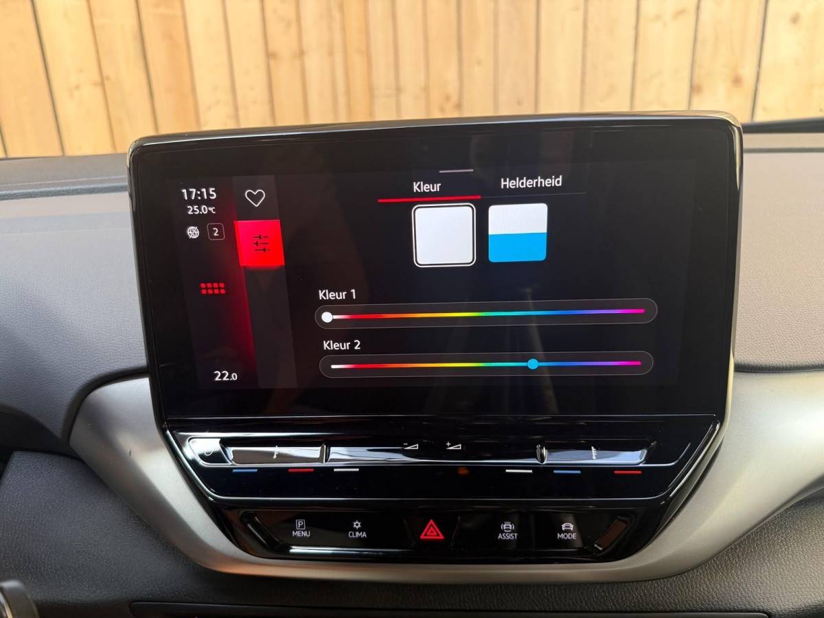Volkswagen ID.4 Volkswagen ID.4 Pro 77 kWh Apple CarPlay/Android Auto | Climate control |  Cruise control adaptief | DAB ontvangst | LED verlichting | Navigatiesysteem | Sfeerverlichting | Trekhaak uitklapbaar