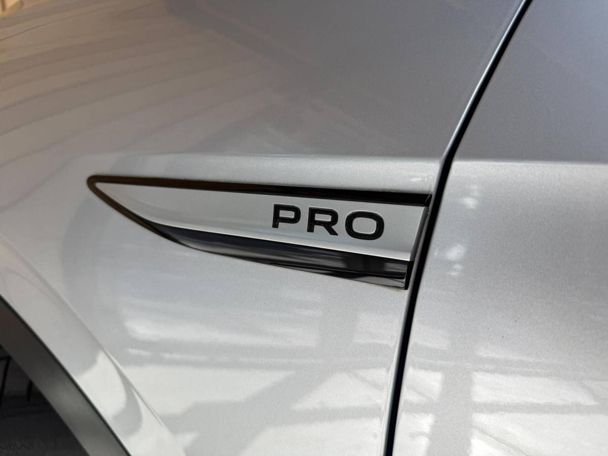 Volkswagen ID.4 Volkswagen ID.4 Pro 77 kWh Apple CarPlay/Android Auto | Climate control |  Cruise control adaptief | DAB ontvangst | LED verlichting | Navigatiesysteem | Sfeerverlichting | Trekhaak uitklapbaar