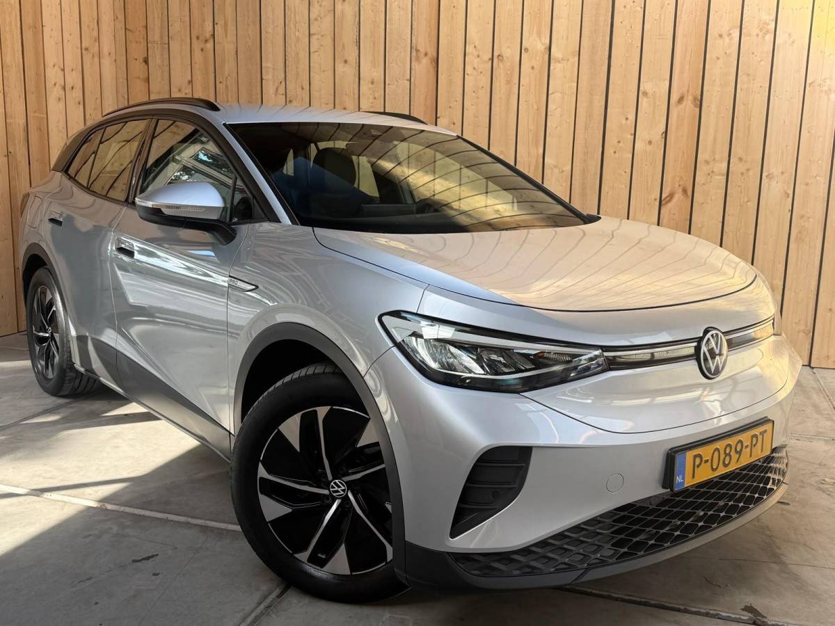 Volkswagen ID.4 Volkswagen ID.4 Pro 77 kWh Apple CarPlay/Android Auto | Climate control |  Cruise control adaptief | DAB ontvangst | LED verlichting | Navigatiesysteem | Sfeerverlichting | Trekhaak uitklapbaar