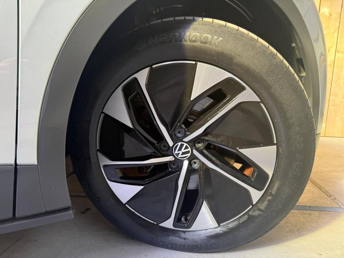 Volkswagen ID.4 Volkswagen ID.4 Pro 77 kWh Apple CarPlay/Android Auto | Climate control |  Cruise control adaptief | DAB ontvangst | LED verlichting | Navigatiesysteem | Sfeerverlichting | Trekhaak uitklapbaar