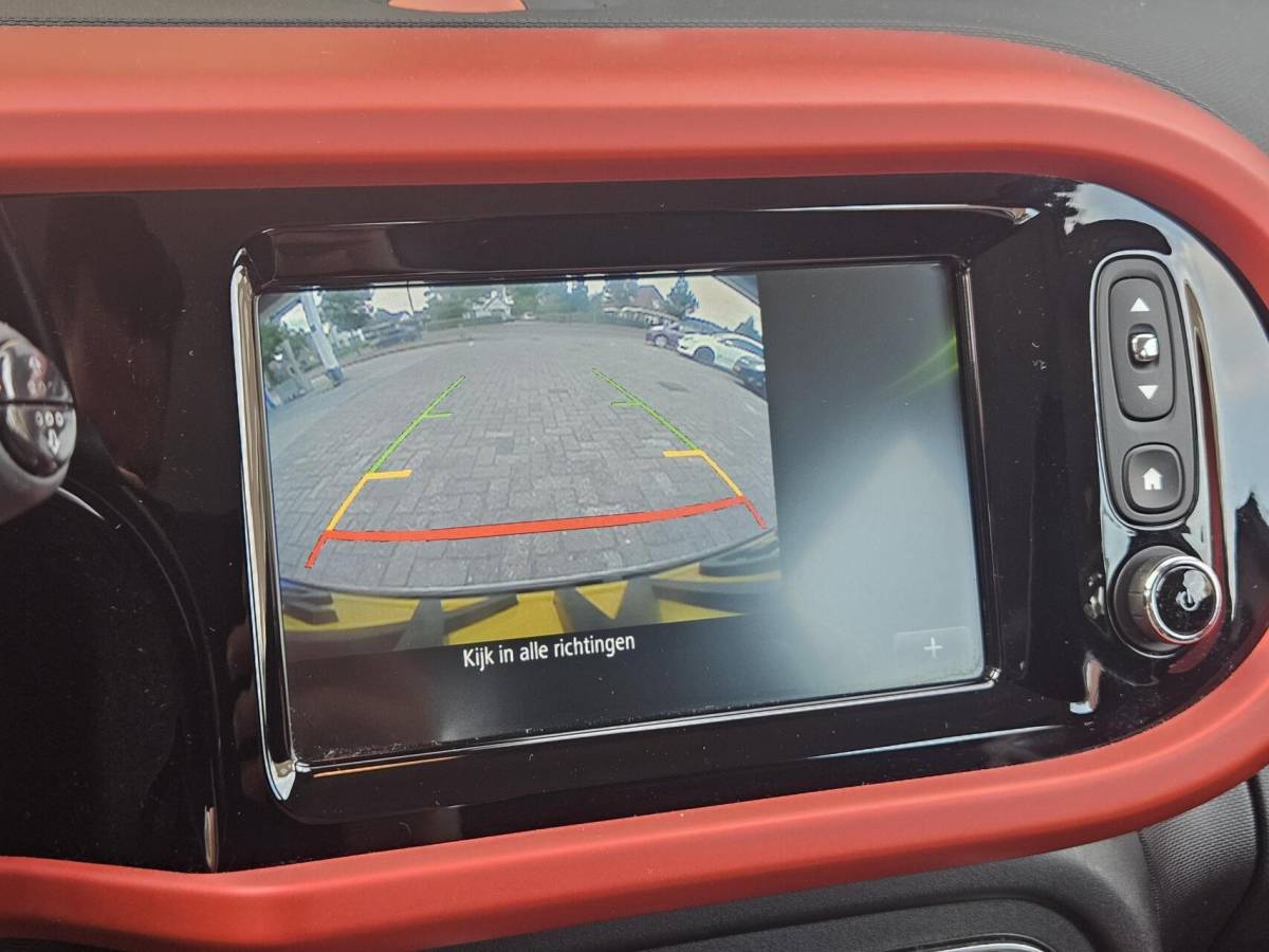 Renault Twingo Renault Twingo 0.9 TCe Dynamique | Camera | Navigatie | DAB+ | Bluetooth | Cruise Control
