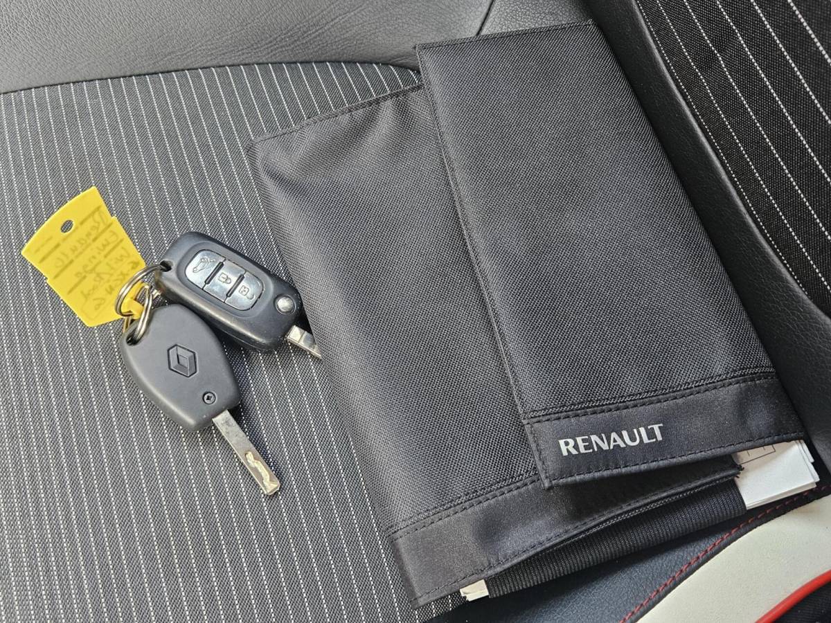 Renault Twingo Renault Twingo 0.9 TCe Dynamique | Camera | Navigatie | DAB+ | Bluetooth | Cruise Control
