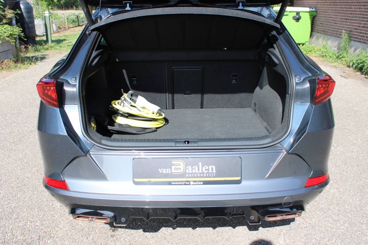 CUPRA Formentor CUPRA Formentor 1.4 e-Hybrid Business **VERKOCHT!!